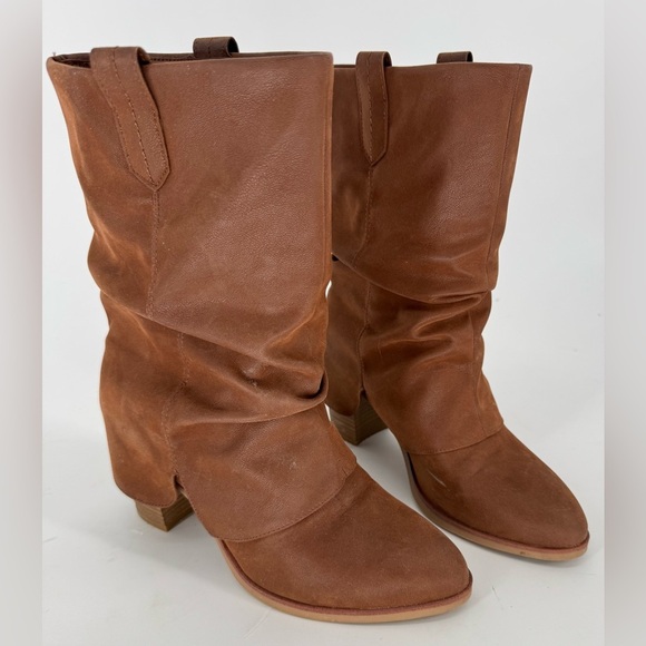 Mia Dani Foldover Boot - Picture 1 of 14